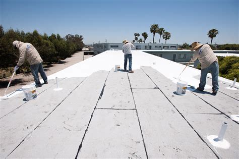 Is a white roof cooler than a dark roof?